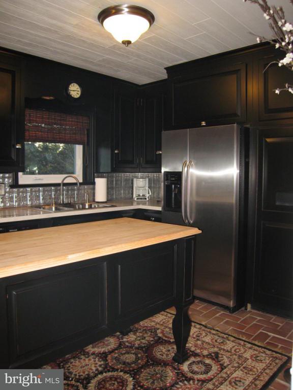1408 Hillcrest Road Lancaster, PA 17603 - Photo 14 of 41 Gallery Image 14