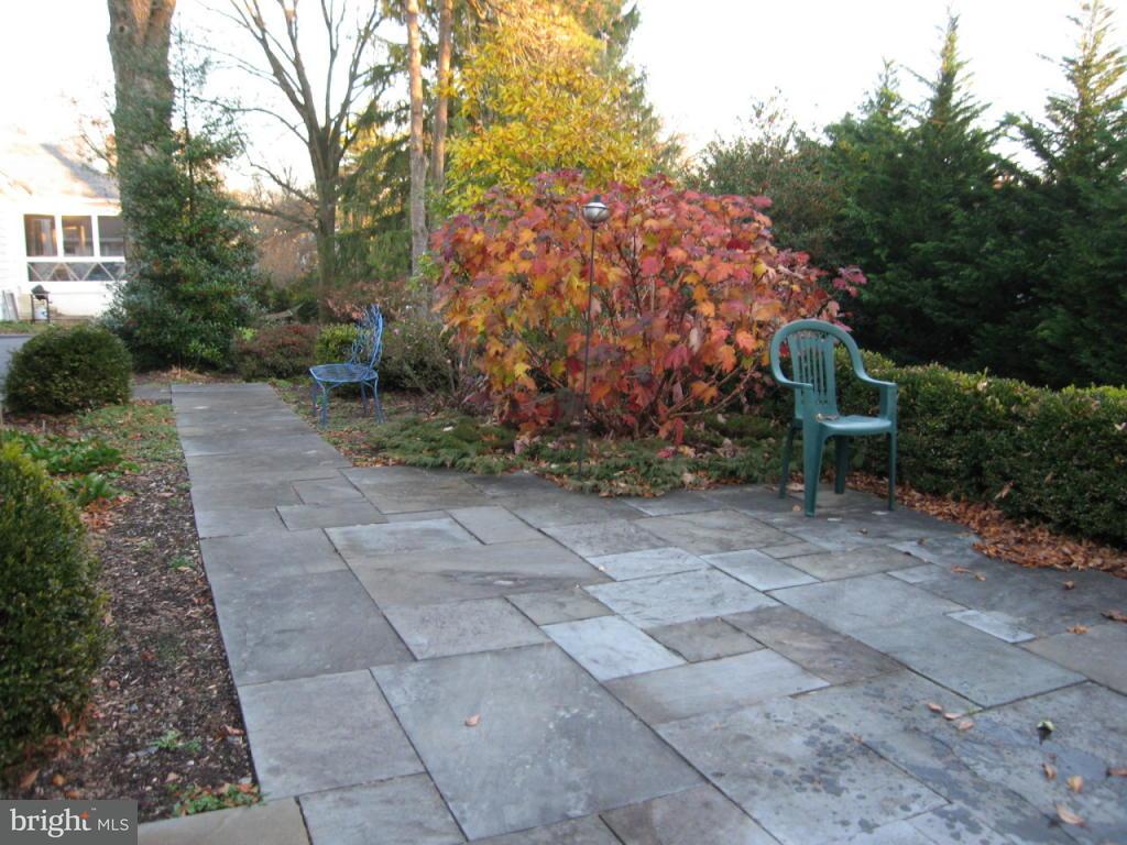 1408 Hillcrest Road Lancaster, PA 17603 - Photo 40 of 41 Gallery Image 40