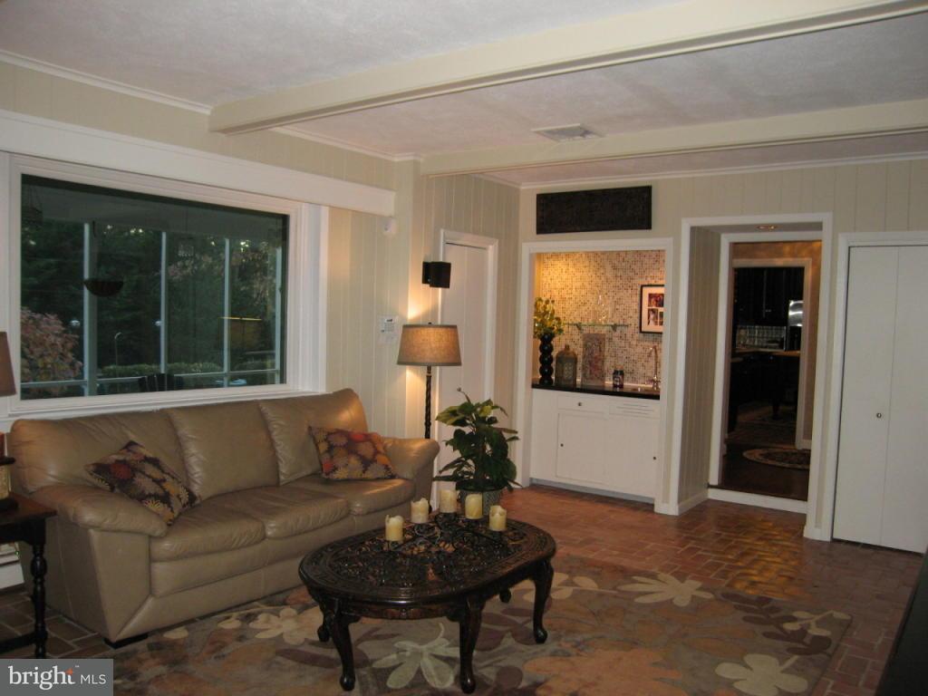 1408 Hillcrest Road Lancaster, PA 17603 - Photo 10 of 41 Gallery Image 10