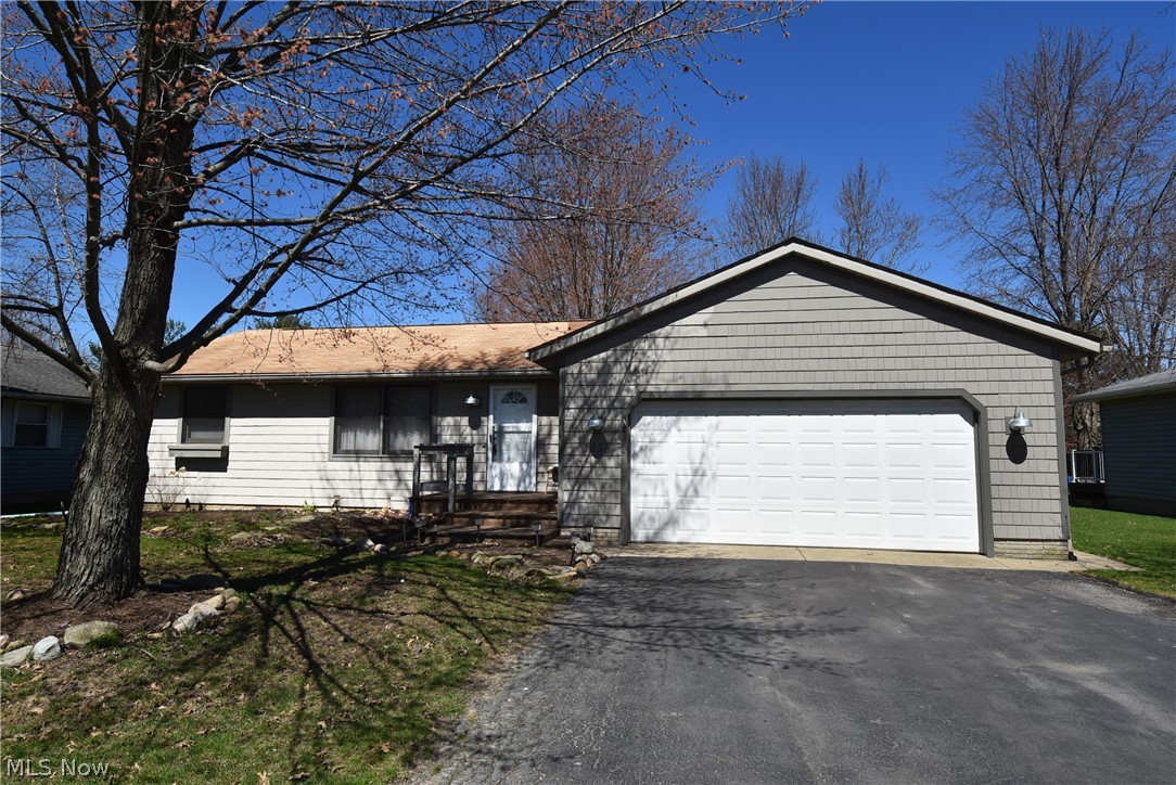 1038 Novak Road Grafton, OH 44044 - Photo 1 of 19 Gallery Image 1