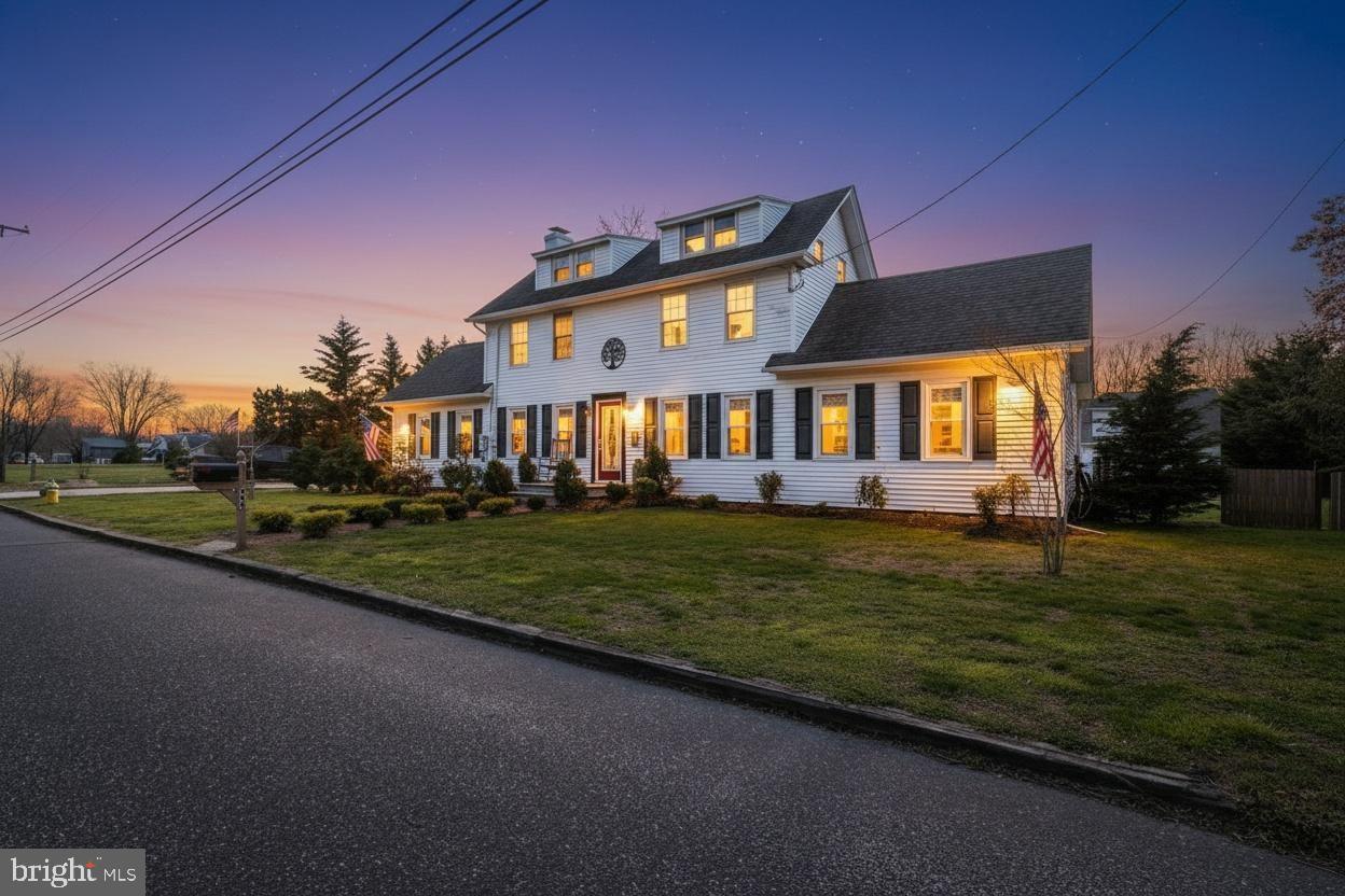 668 Crawford Road Cape May, NJ 08204 - Photo 2 of 51