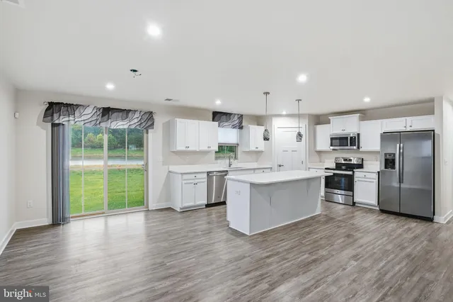 $425,000 | 24016 Harvest Circle, Milton, DE 19968