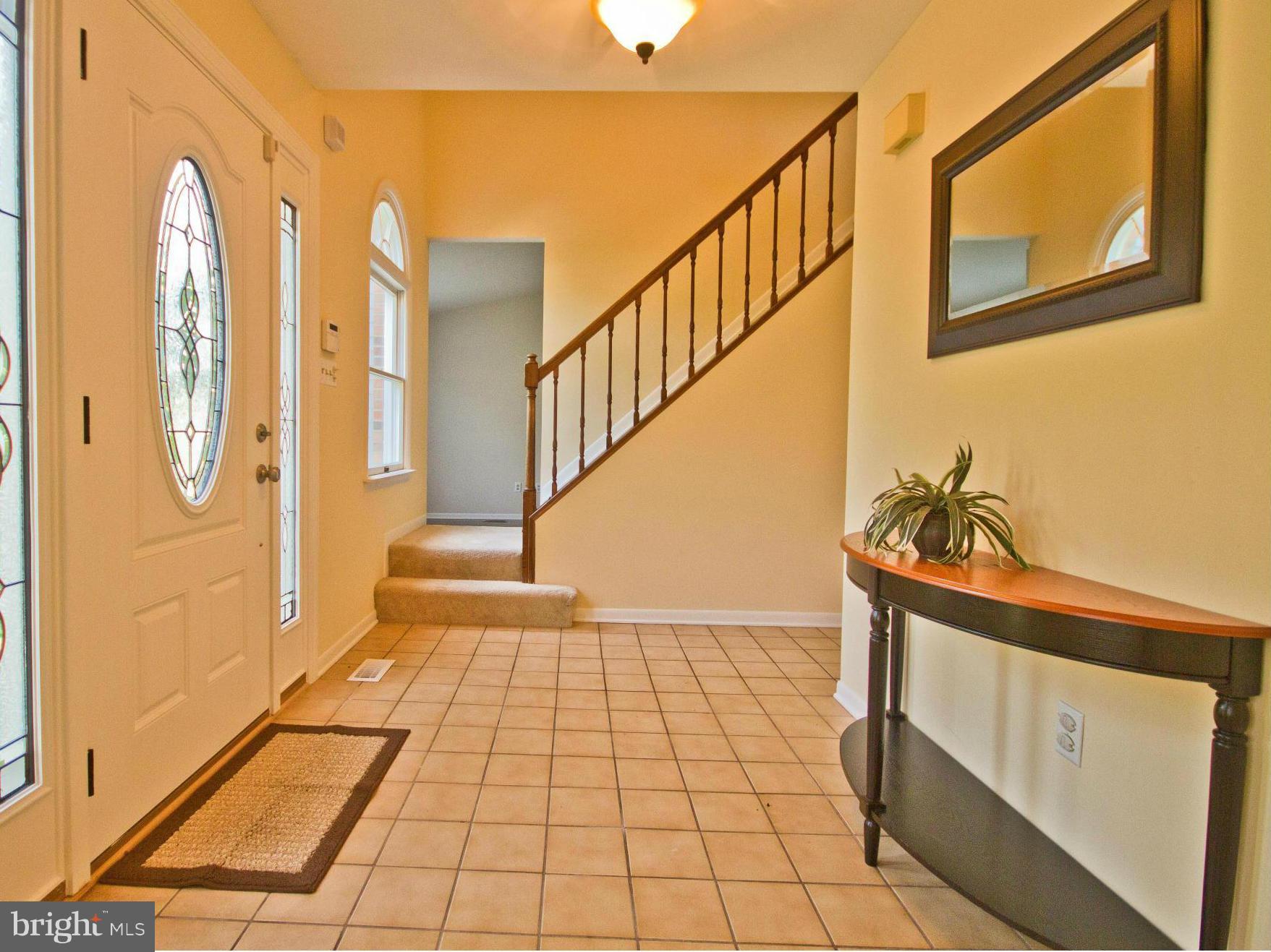 9314 Ramblebrook Road Baltimore, MD 21236 - Photo 2 of 28 Interior (General)