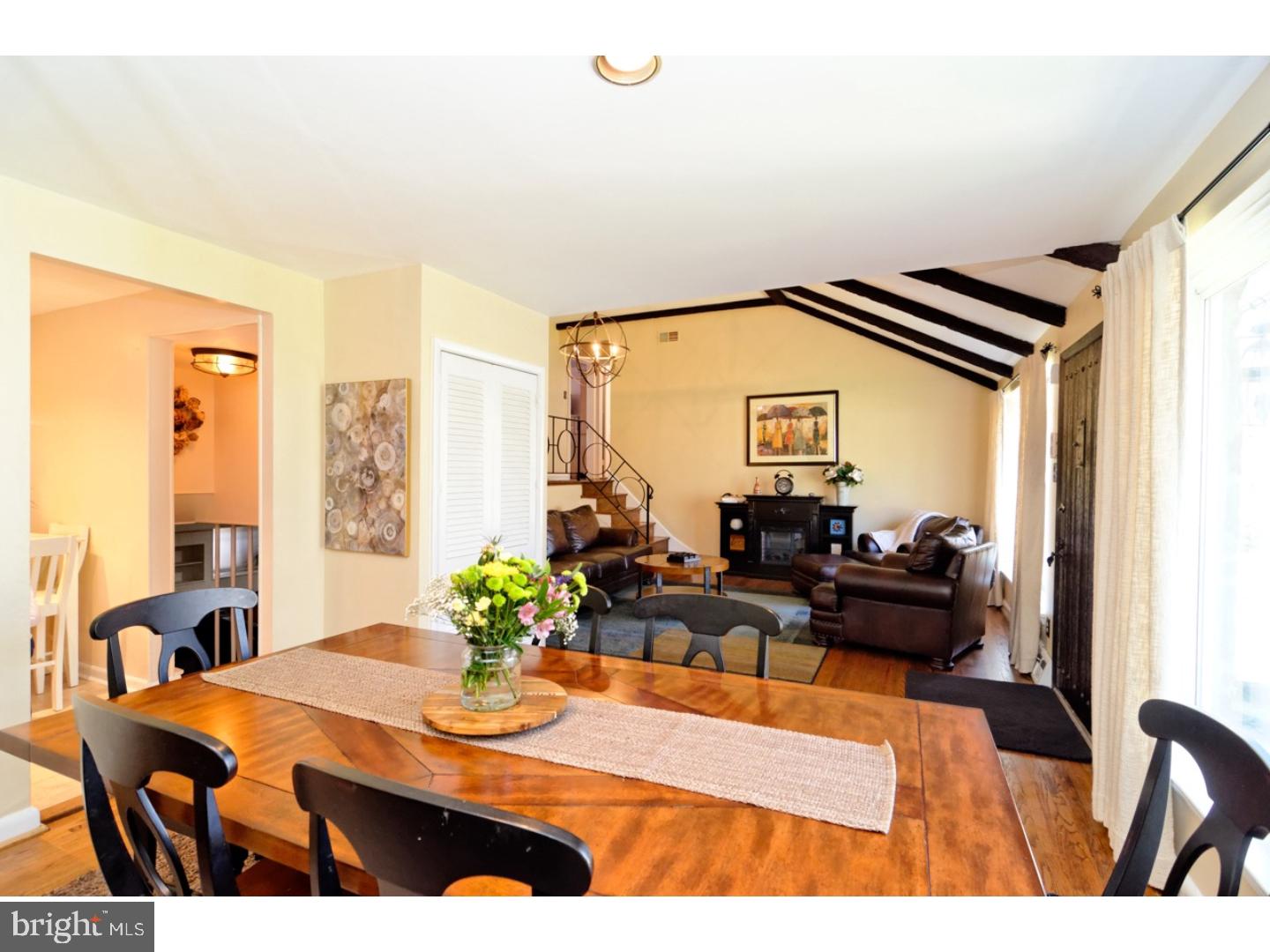333 Glen Ridge Road Havertown, PA 19083 - Photo 9 of 25 Dining Room