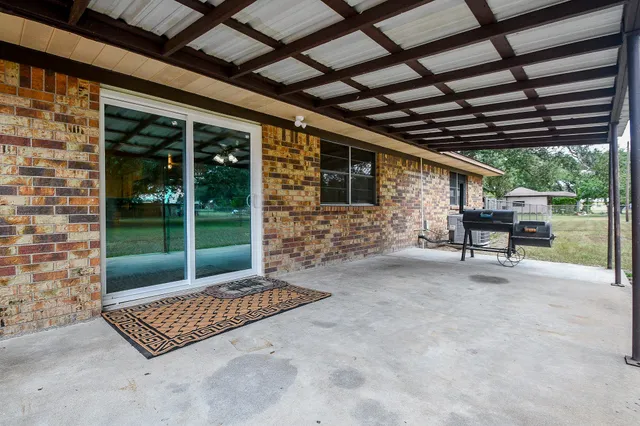 a view of an outdoor space with seating area