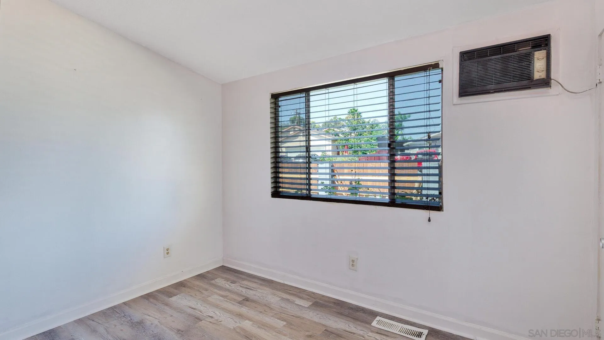 2215 Sweetwater Road Spring Valley, CA 91977 - Photo 12 of 35 Gallery Image 12