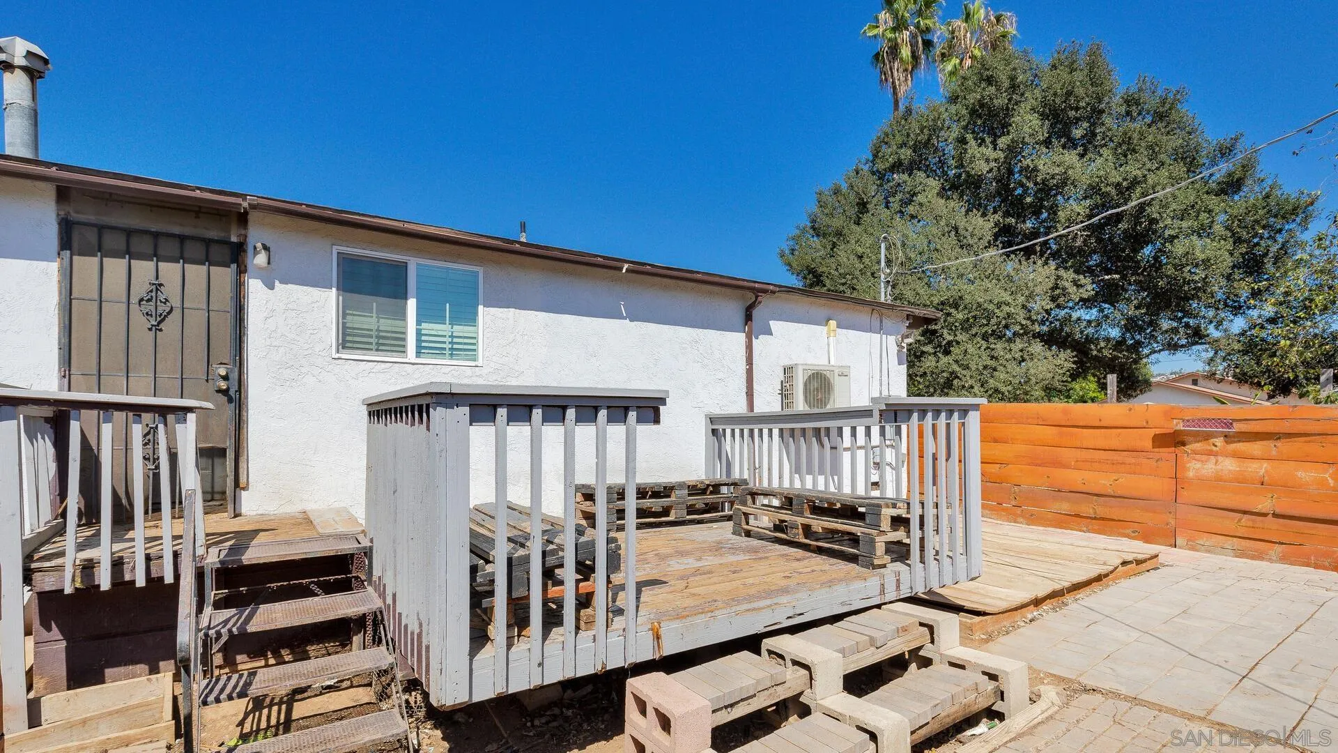 2215 Sweetwater Road Spring Valley, CA 91977 - Photo 28 of 35 Gallery Image 28