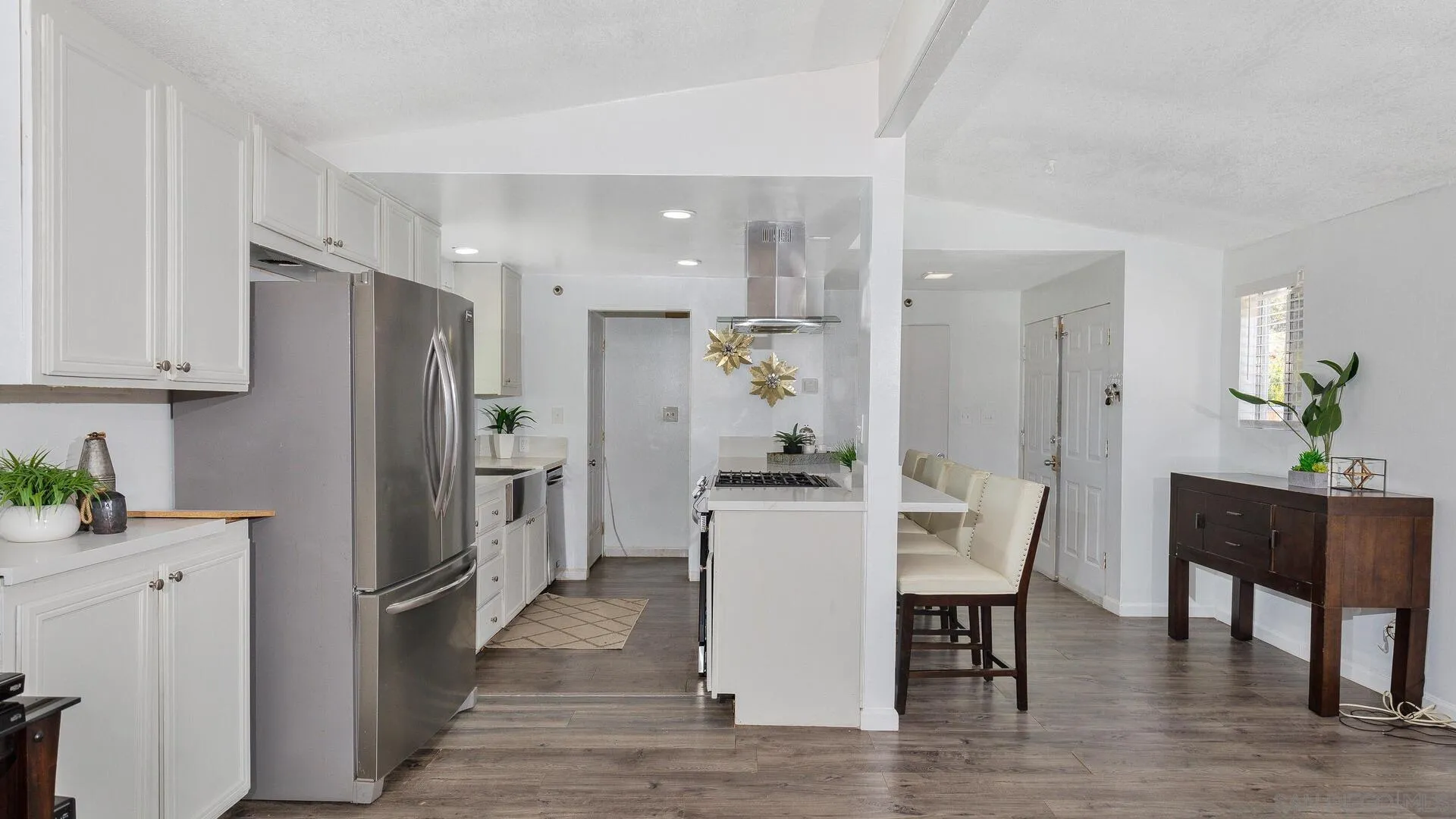 2215 Sweetwater Road Spring Valley, CA 91977 - Photo 8 of 35 Gallery Image 8