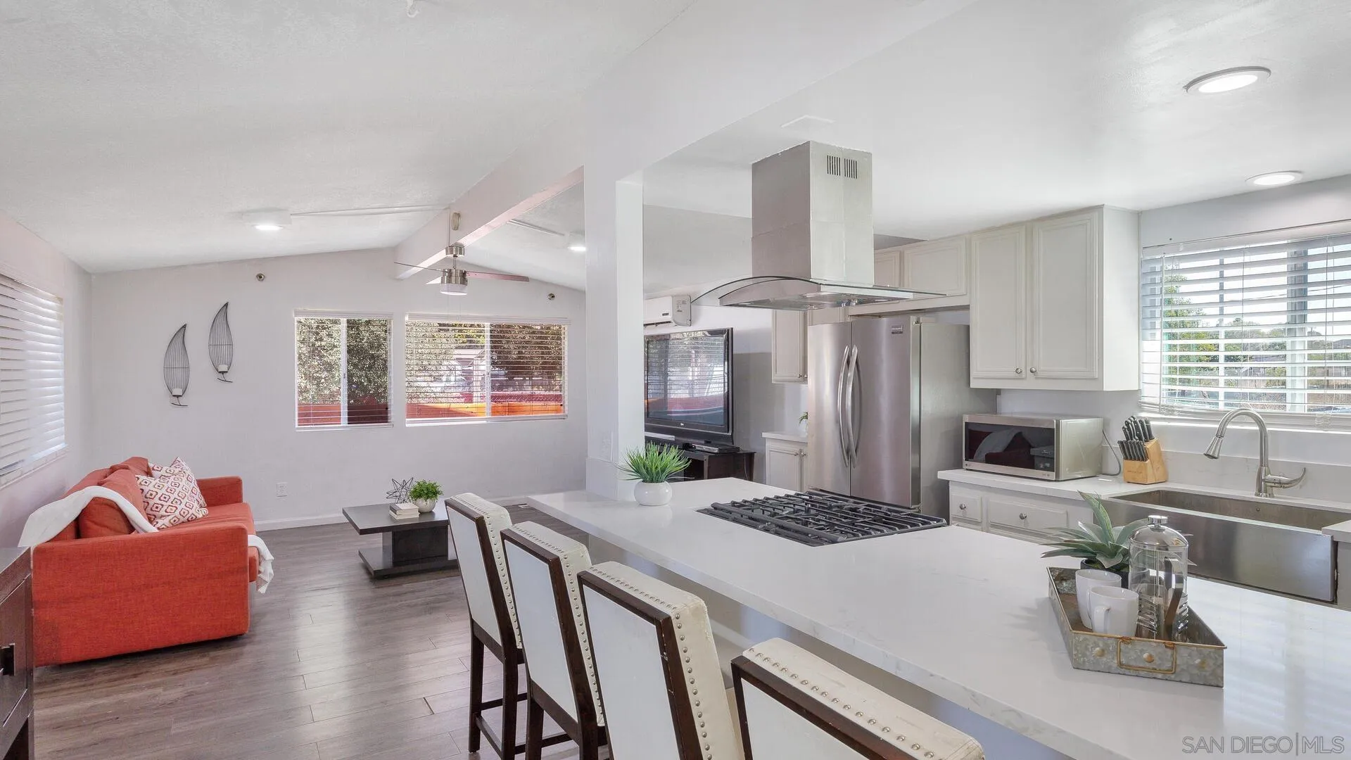2215 Sweetwater Road Spring Valley, CA 91977 - Photo 9 of 35 Gallery Image 9