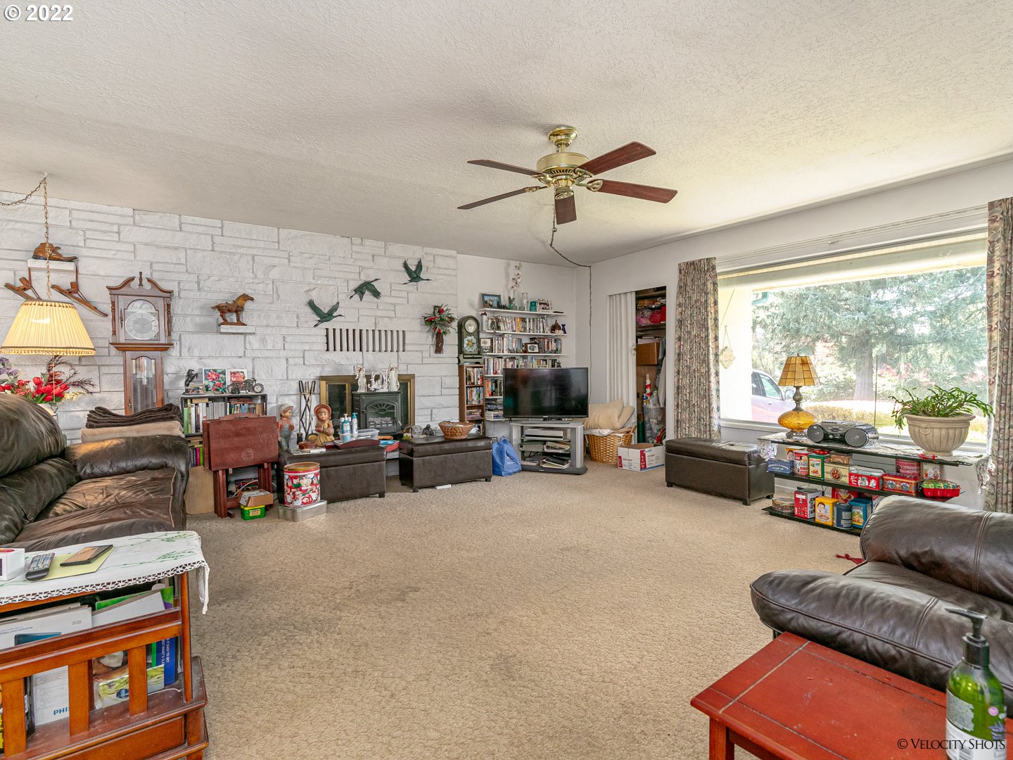 16038 Southeast Bluff Road Sandy, OR 97055 - Photo 8 of 32 Gallery Image 8