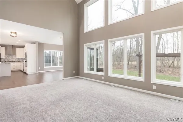 $849,900 | 5484 Marguerites Way, Clarence, NY 14031