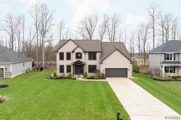 $849,900 | 5484 Marguerites Way, Clarence, NY 14031