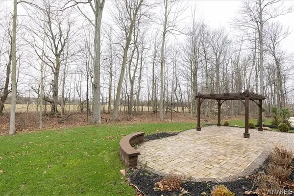 $849,900 | 5484 Marguerites Way, Clarence, NY 14031