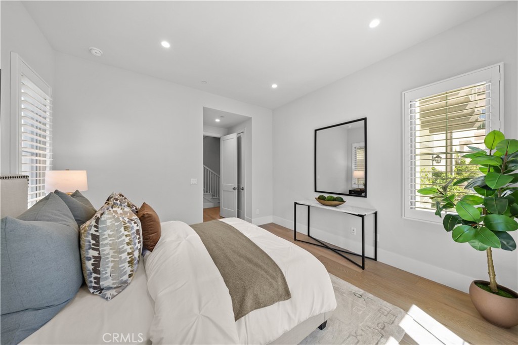 237 Pinnacle Irvine, CA 92602 - Photo 24 of 56