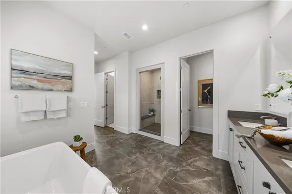 $3,780,000 | 237 Pinnacle, Irvine, CA 92602