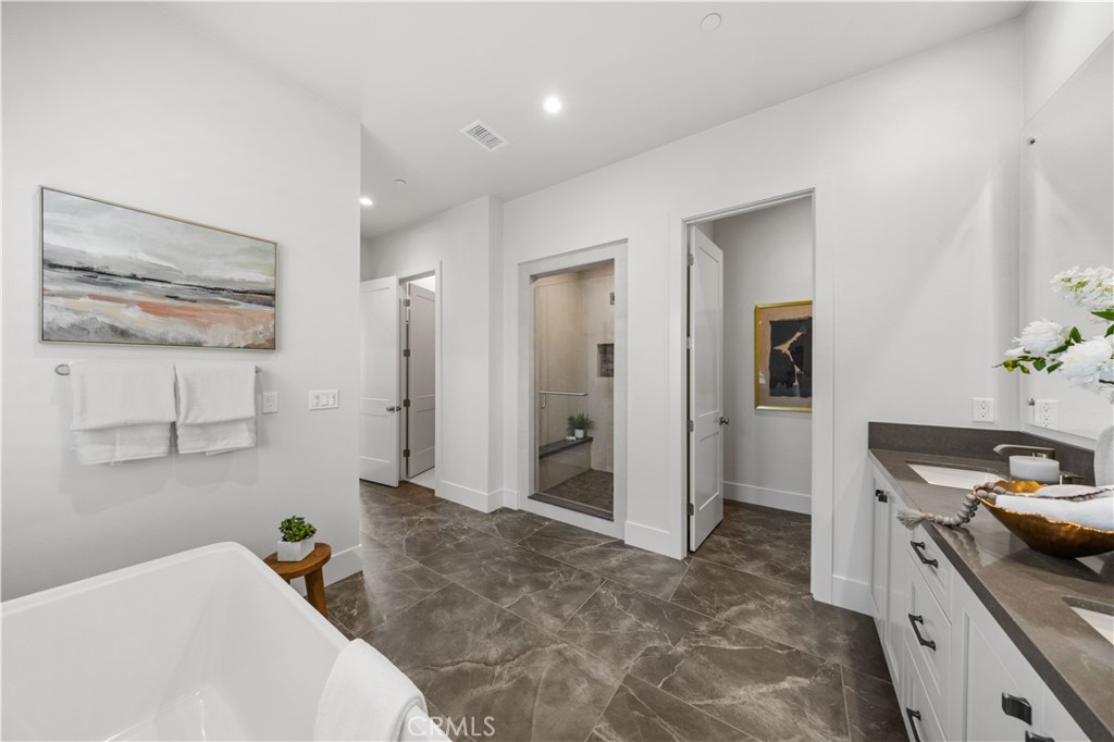 237 Pinnacle Irvine, CA 92602 - Photo 35 of 56