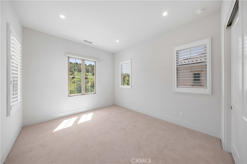 237 Pinnacle Irvine, CA 92602 - Photo 41 of 56