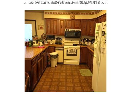 578 Harmons Creek Road Poca, WV 25159 - Photo 4 of 13 Kitchen.