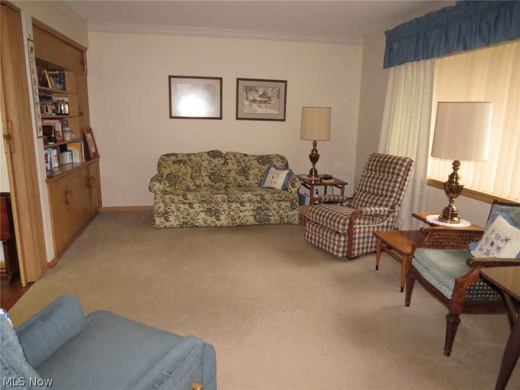 1697 South Cleveland Massillon Road Akron, OH 44321 - Photo 4 of 28