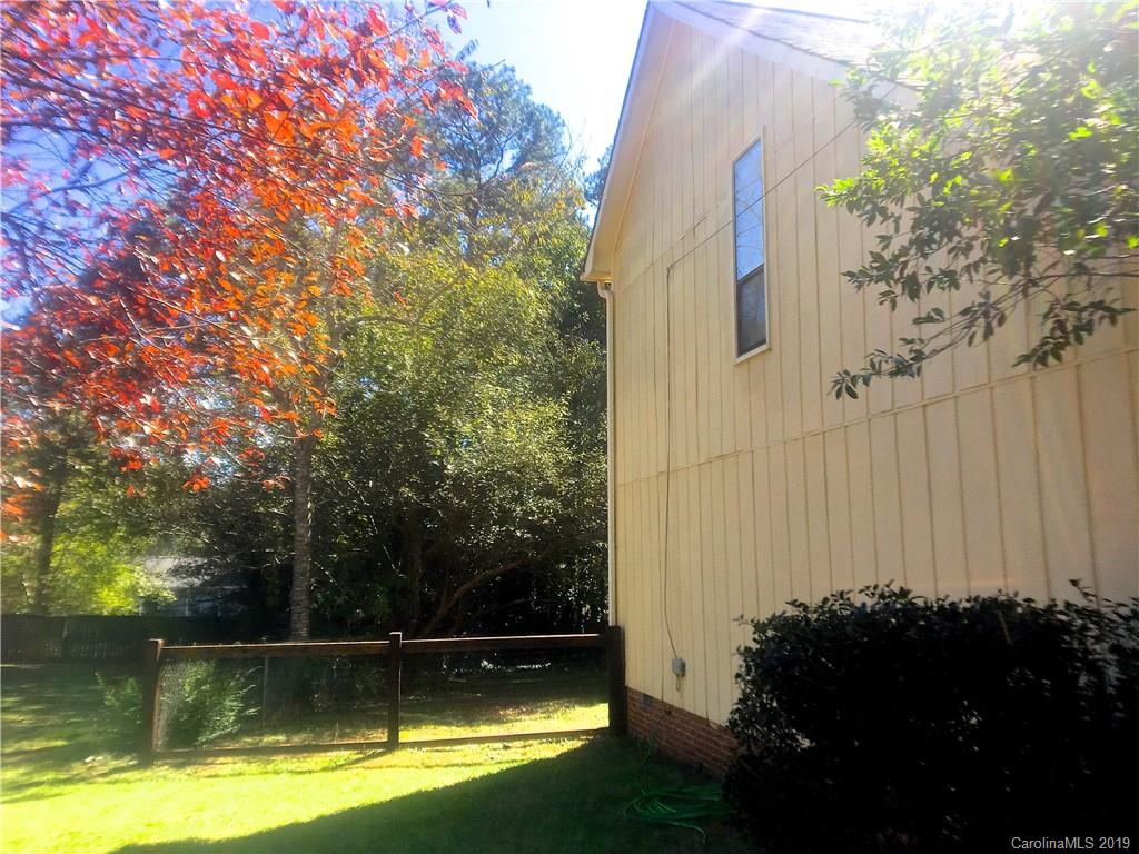 337 Gaither Road Belmont, NC 28012 - Photo 3 of 35 Gallery Image 3
