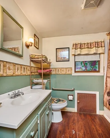 $780,000 | 283 South Street, Northampton, MA 01060