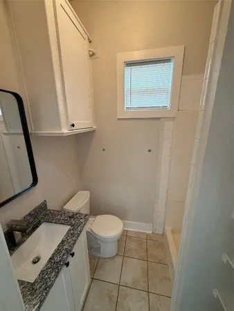 $795 | 5201 Leeland Street, Unit B, Houston, TX 77023