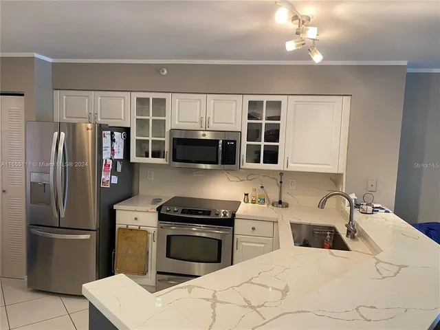 $280,000 | 2205 South Cypress Bend Drive, Unit 2205, Pompano Beach, FL 33069