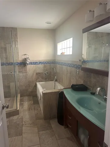 $729,000 | 3195 North 36th Avenue, Hollywood, FL 33021