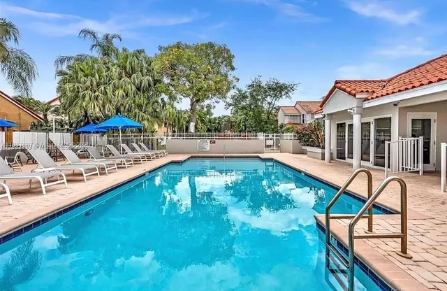 $729,000 | 3195 North 36th Avenue, Hollywood, FL 33021