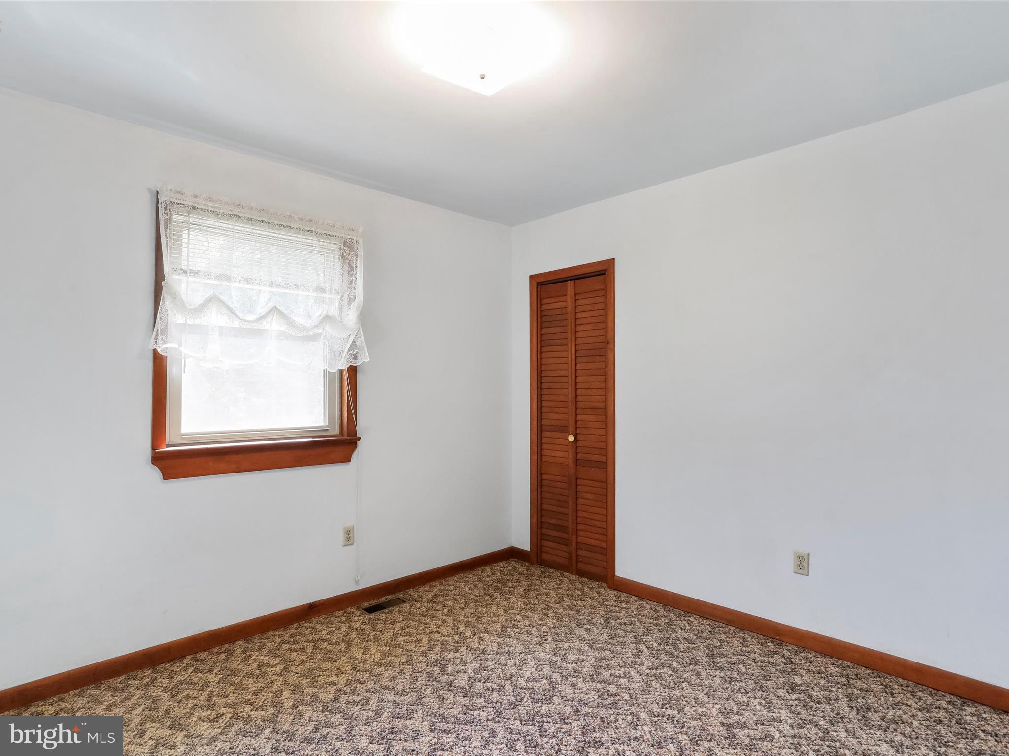 845 Funk Road Strasburg, VA 22657 - Photo 16 of 43 Bedroom 3