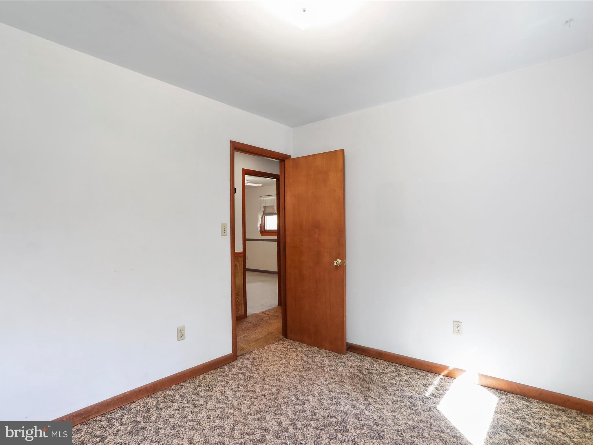 845 Funk Road Strasburg, VA 22657 - Photo 17 of 43 Bedroom 3