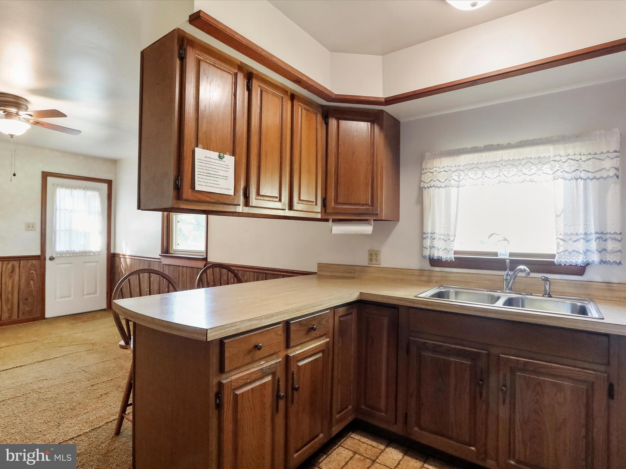845 Funk Road Strasburg, VA 22657 - Photo 8 of 43 Kitchen