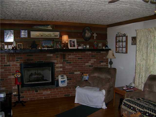 5840 Sharp Road Mount Vernon, OH 43050 - Photo 2 of 14 Gallery Image 2