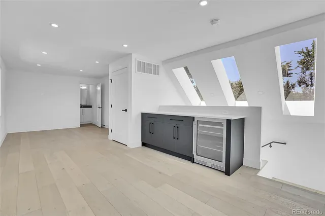 $2,475,000 | 300 South Franklin Street, Denver, CO 80209