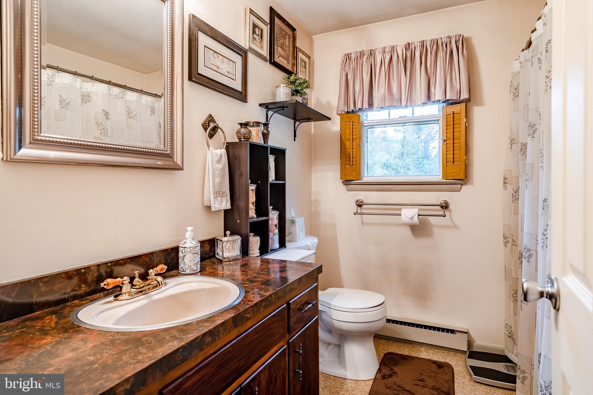 17 Buckwalter Road Spring City, PA 19475 - Photo 25 of 42 Hall bath