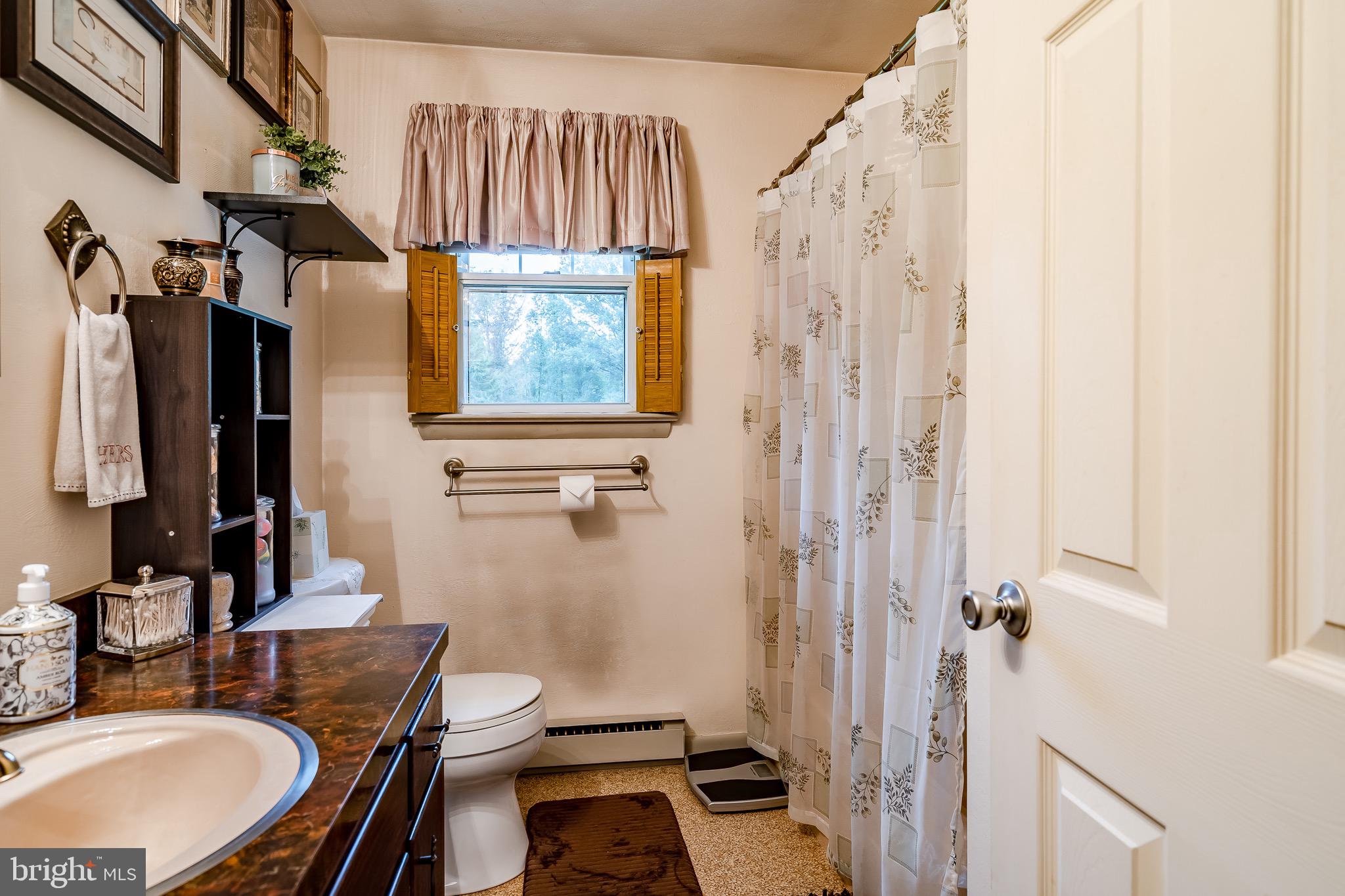 17 Buckwalter Road Spring City, PA 19475 - Photo 26 of 42 Hall bath