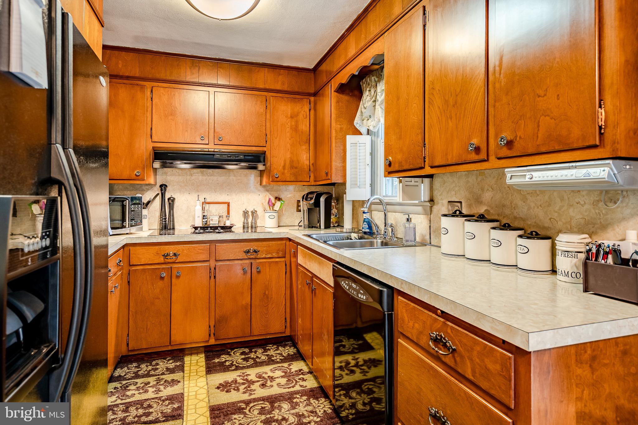 17 Buckwalter Road Spring City, PA 19475 - Photo 9 of 42 Kitchen