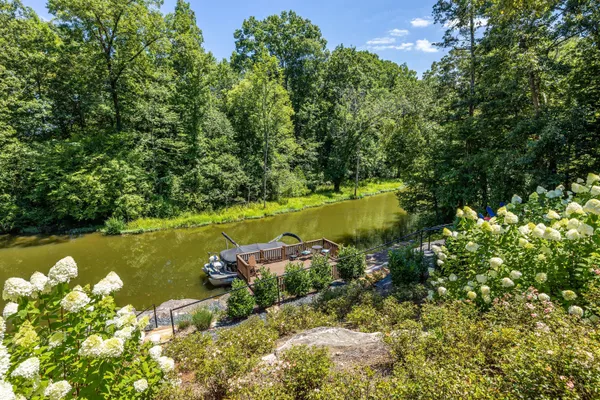 $1,800,000 | 7860 Giorgio Circle, Ooltewah, TN 37363