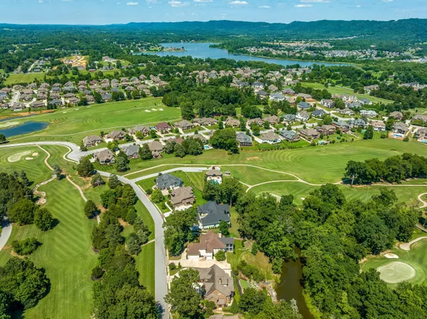 $1,800,000 | 7860 Giorgio Circle, Ooltewah, TN 37363