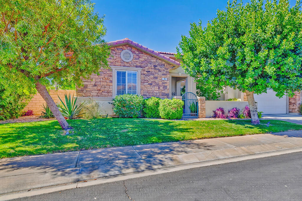 76 Via Del Mercato Rancho Mirage, CA 92270 - Photo 6 of 32 1