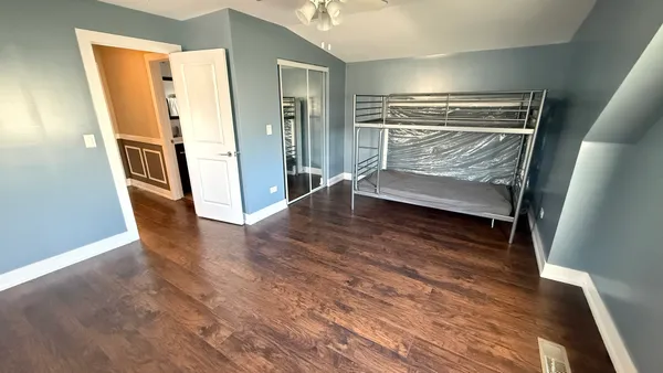 $3,200 | 8408 South Lorel Avenue, Burbank, IL 60459