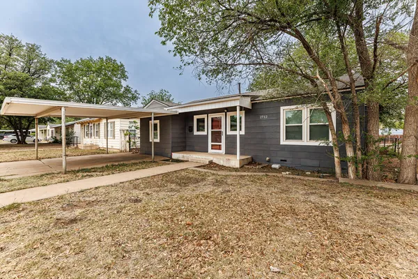 $1,300 | 2712 37th Street, Lubbock, TX 79413