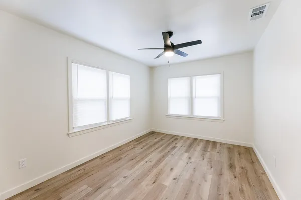 $1,300 | 2712 37th Street, Lubbock, TX 79413