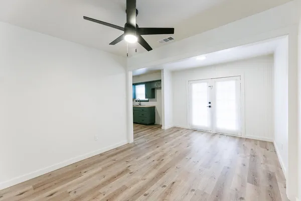 $1,300 | 2712 37th Street, Lubbock, TX 79413