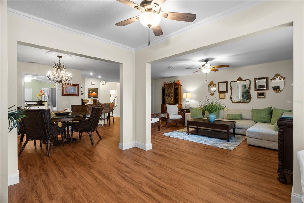 623 Red Oak Circle, Unit 109 Altamonte Springs, FL 32701 - Photo 3 of 36