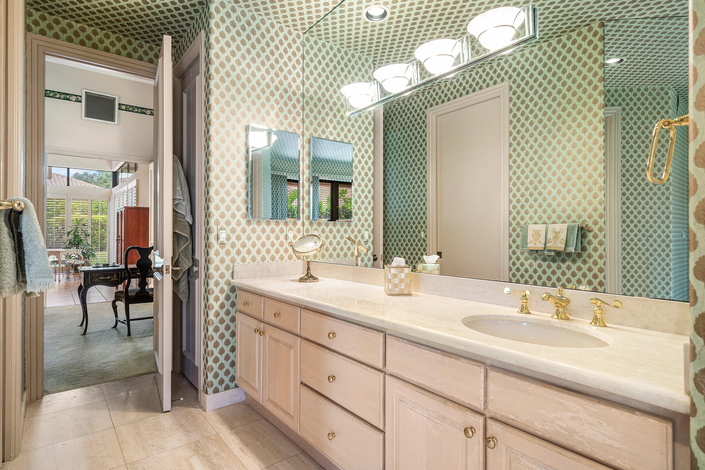 4727 Bocaire Boulevard Boca Raton, FL 33487 - Photo 52 of 70 053-4727BocaireBoulevard-BocaRaton-FL-33