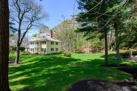 $2,095,000 | 1 Brewer Way, Hingham, MA 02043