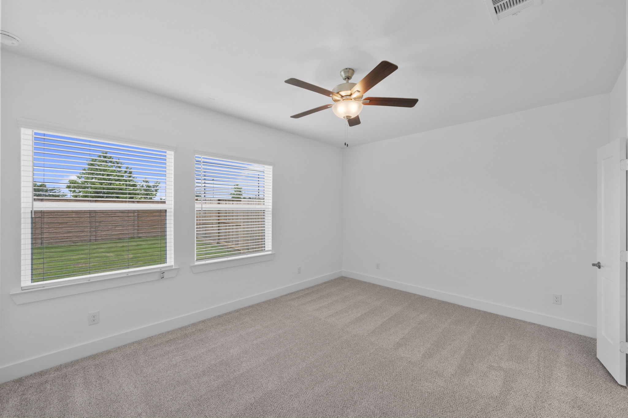 5259 Celestial Court Iowa Colony, TX 77583 - Photo 18 of 32