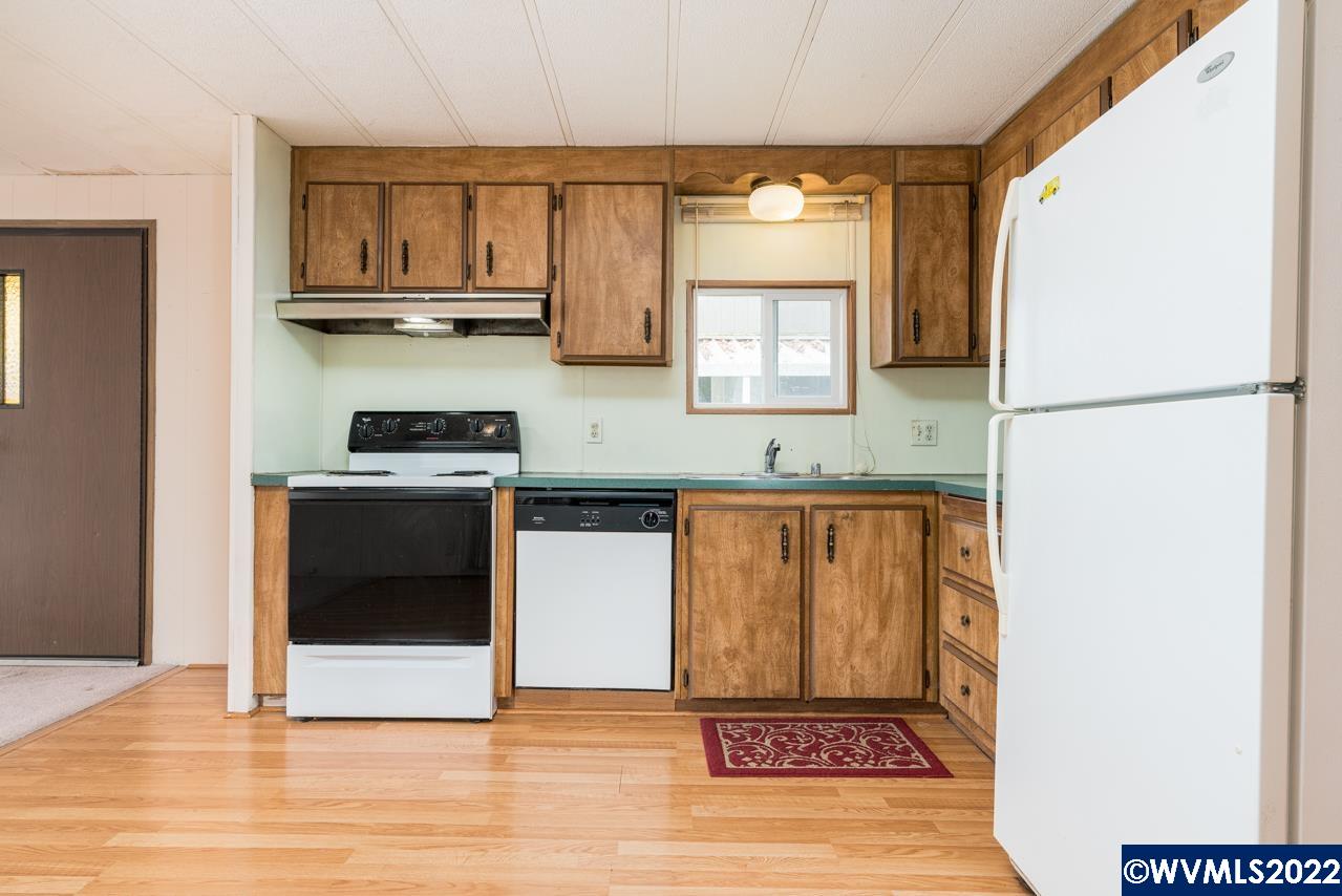 1475 Green Acres Road, Unit 93 Eugene, OR 97408 - Photo 11 of 12