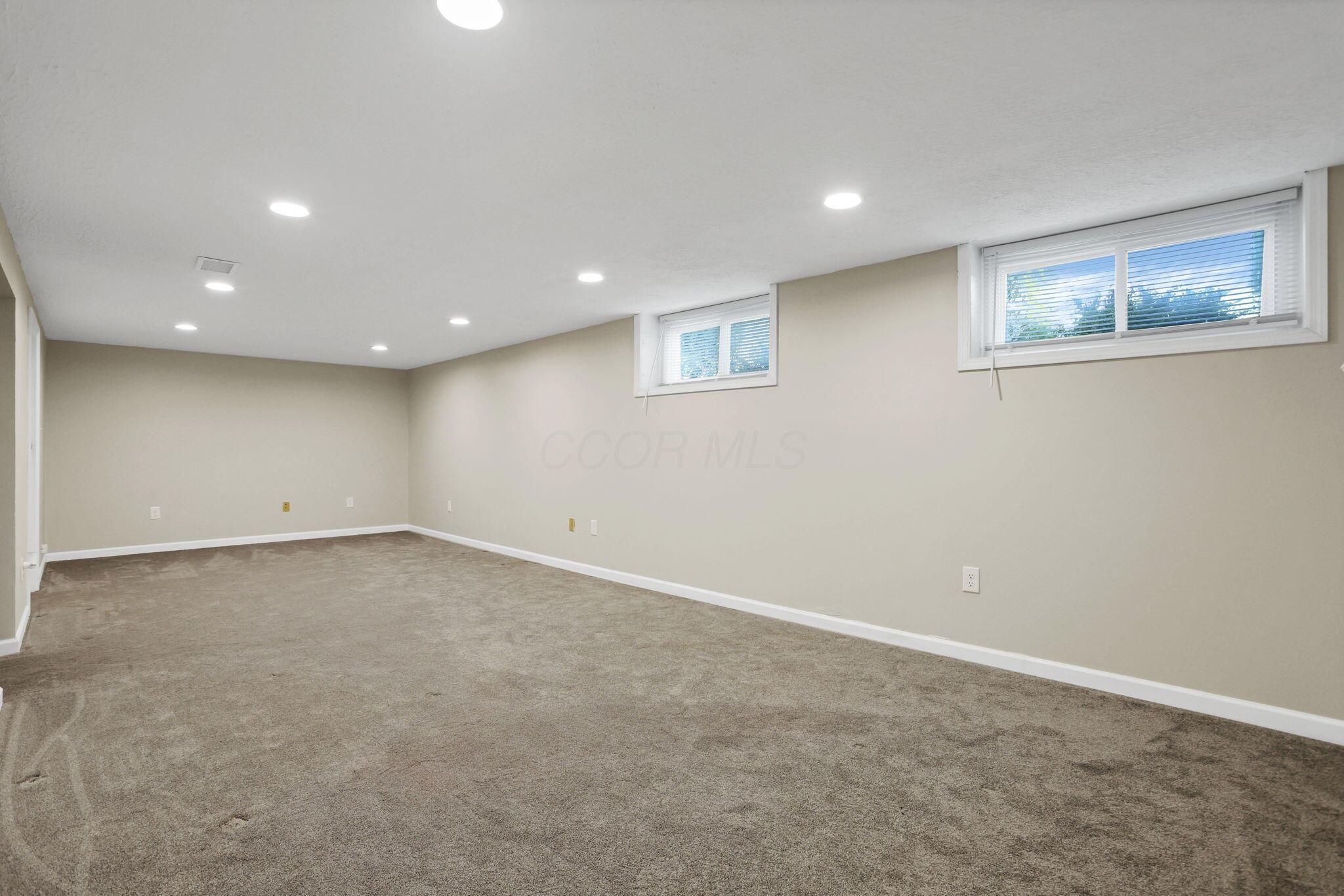 2152 Brookfield Road Columbus, OH 43229 - Photo 25 of 30 18-web-or-mls-7W3A3744